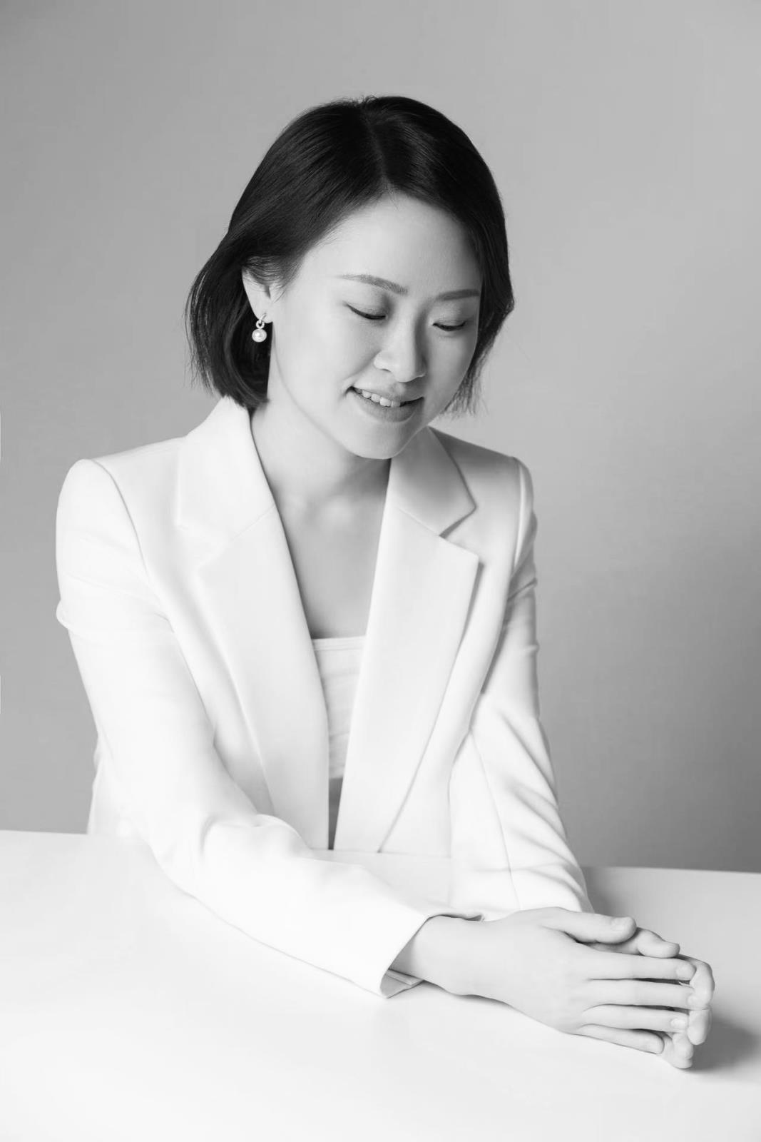 岳卓.jpg